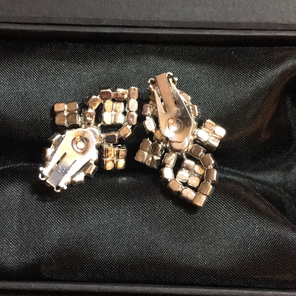 Vintage Rhinestone Earrings - Picture 3 of 4
